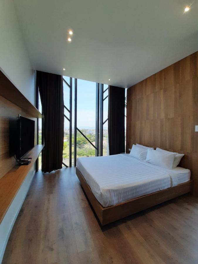 Coconut Hotel Phu Yen Tuy Hoa Bagian luar foto